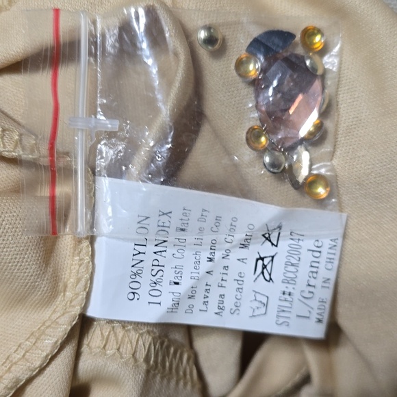 Rhinestone short size large - Picture 6 of 7